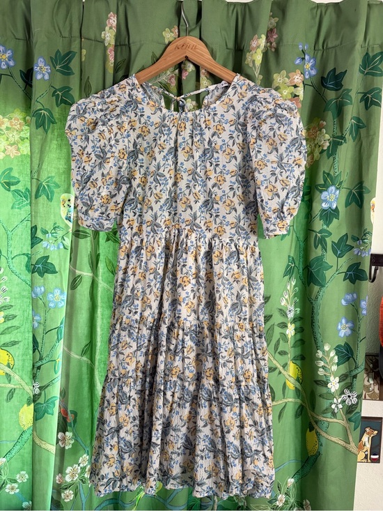 En Saison Dresses & Skirts - En Saison Floral Puff-Sleeve Midi Dress in Blue, Yellow, Cream